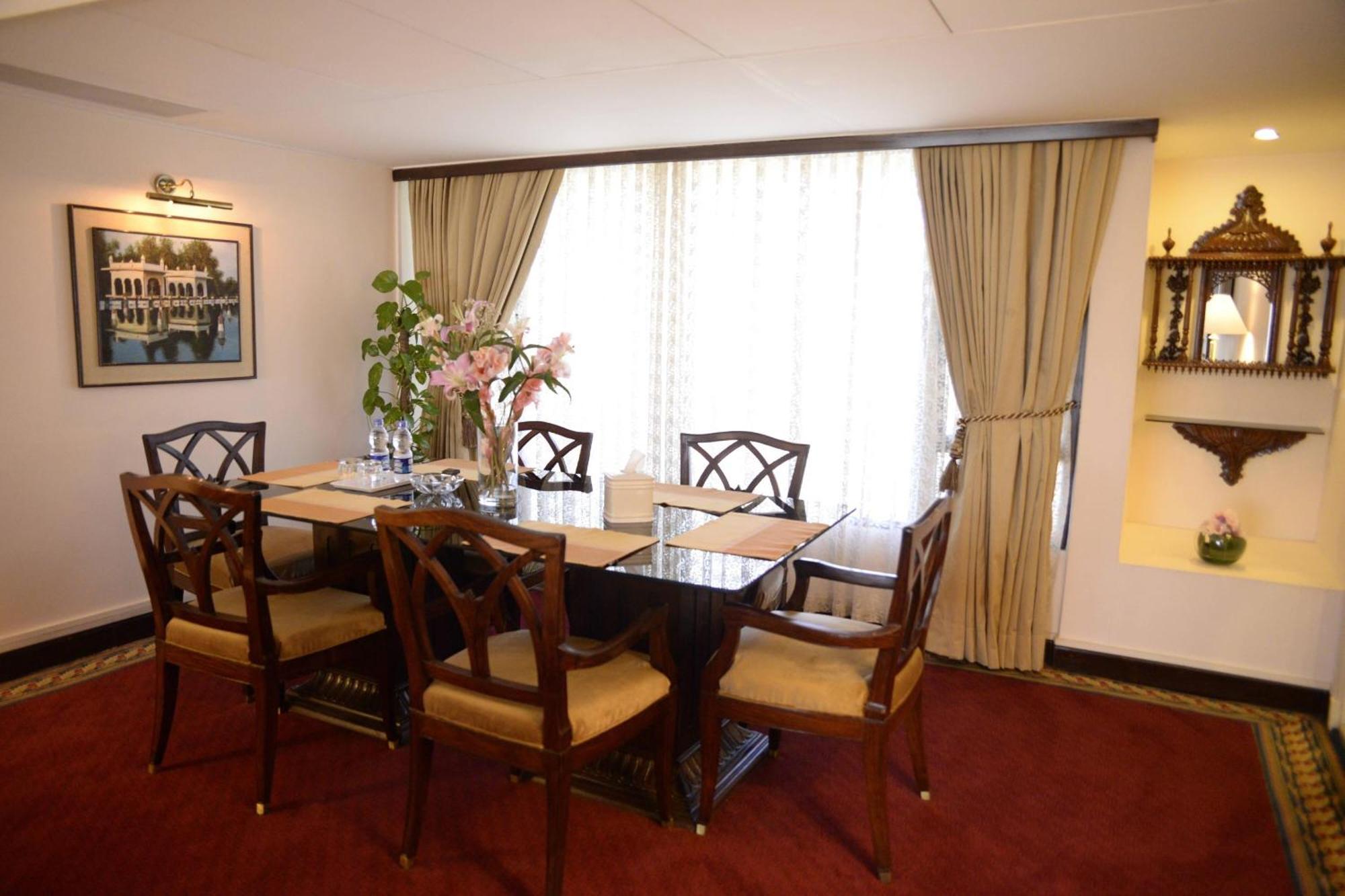 Karachi Marriott Hotel Extérieur photo